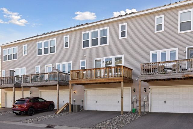 657 Village Drive 03, New Brighton, MN 55112