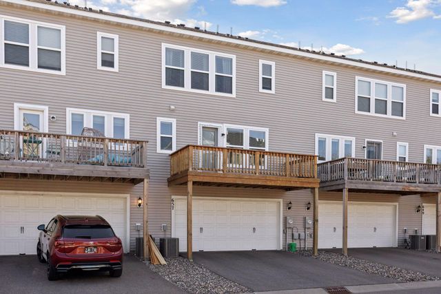 657 Village Drive 03, New Brighton, MN 55112