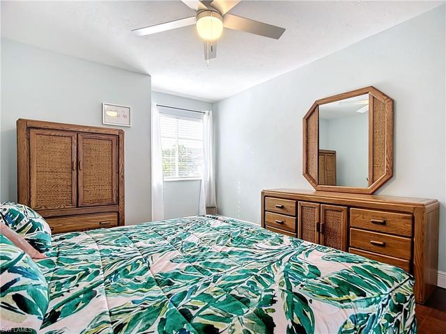 2860 CITRUS LAKE DR R-202, Naples, FL 34109