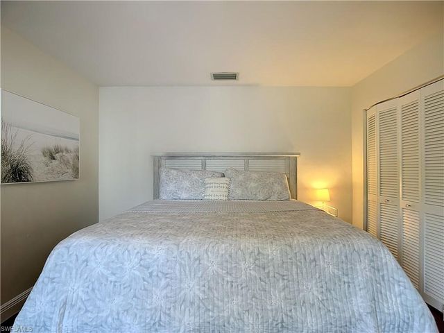 2860 CITRUS LAKE DR R-202, Naples, FL 34109