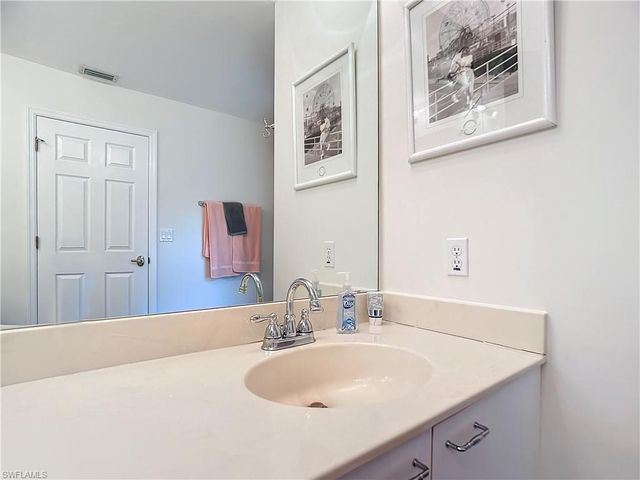 2860 CITRUS LAKE DR R-202, Naples, FL 34109