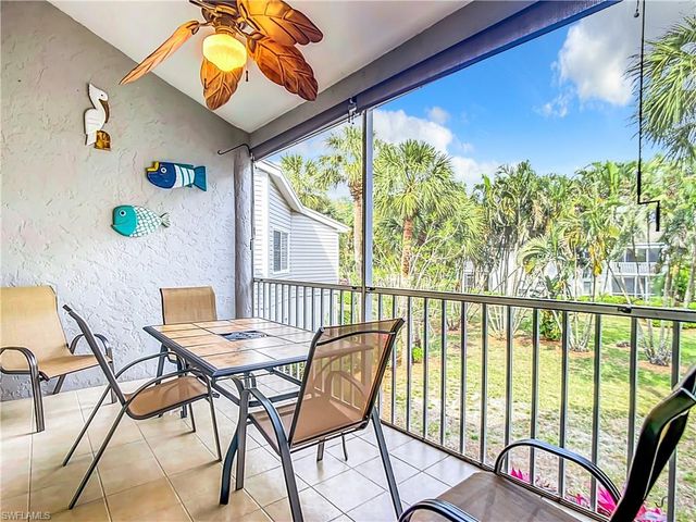 2860 CITRUS LAKE DR R-202, Naples, FL 34109