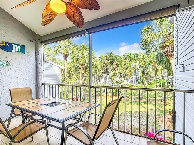2860 CITRUS LAKE DR R-202, Naples, FL 34109
