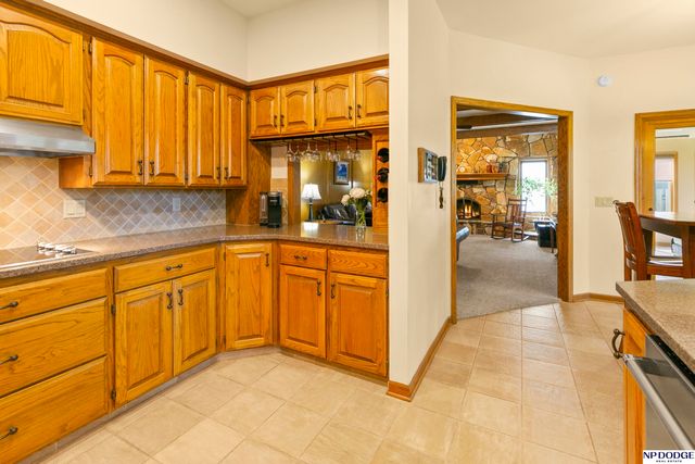 10583 Adams Drive, Omaha, NE 68127