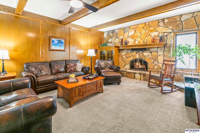 10583 Adams Drive, Omaha, NE 68127