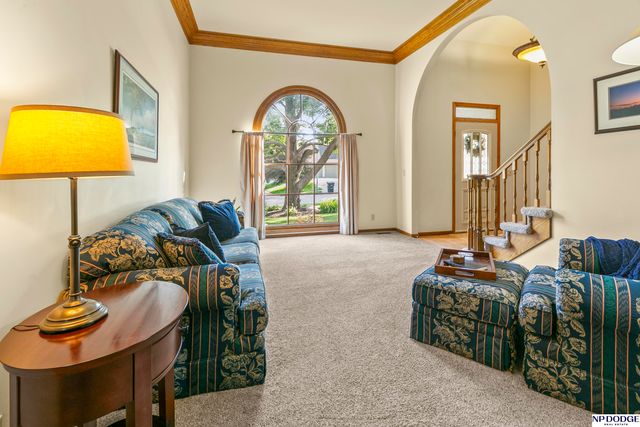 10583 Adams Drive, Omaha, NE 68127