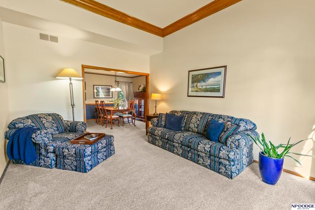 10583 Adams Drive, Omaha, NE 68127