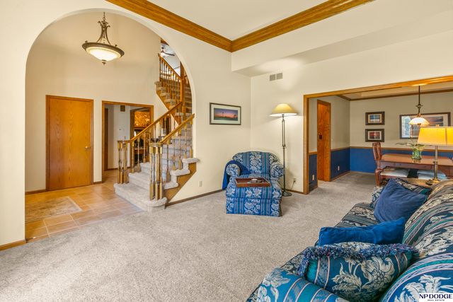 10583 Adams Drive, Omaha, NE 68127