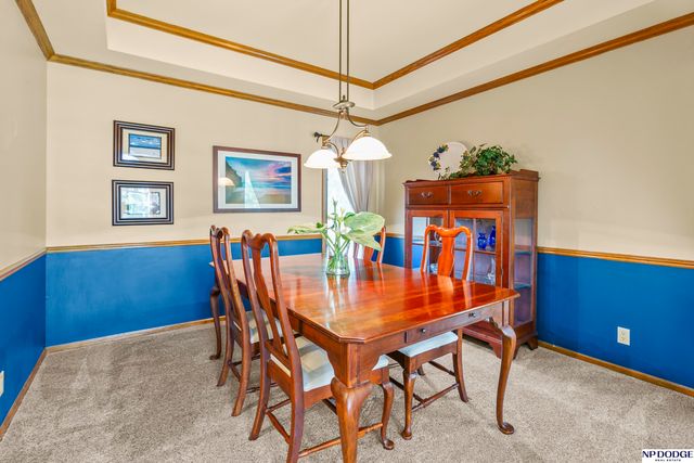 10583 Adams Drive, Omaha, NE 68127