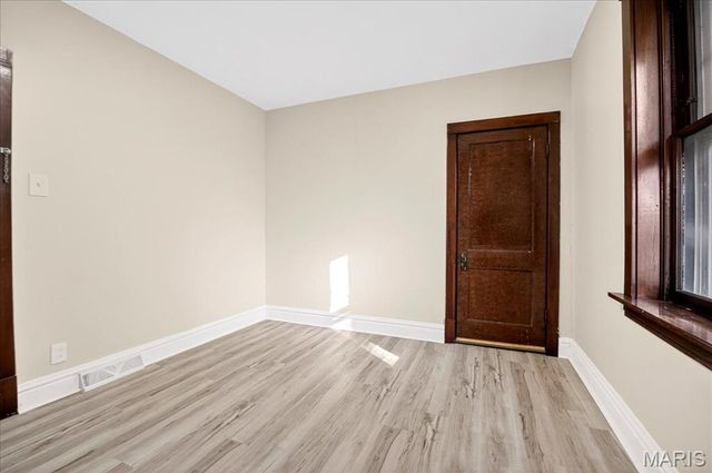 5441 Bates Street, St Louis, MO 63116