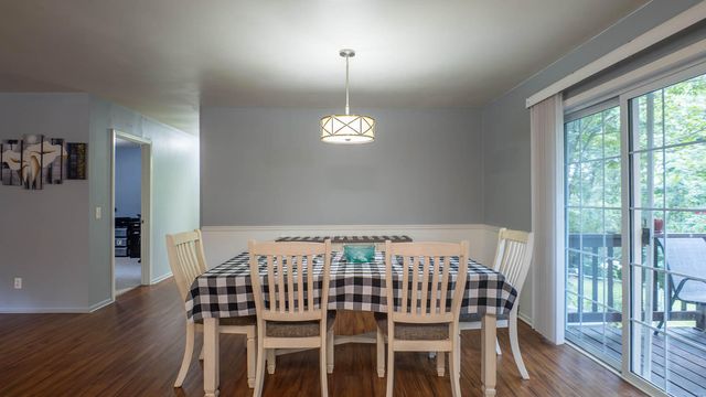 552 County Road 8500, West Plains, MO 65775