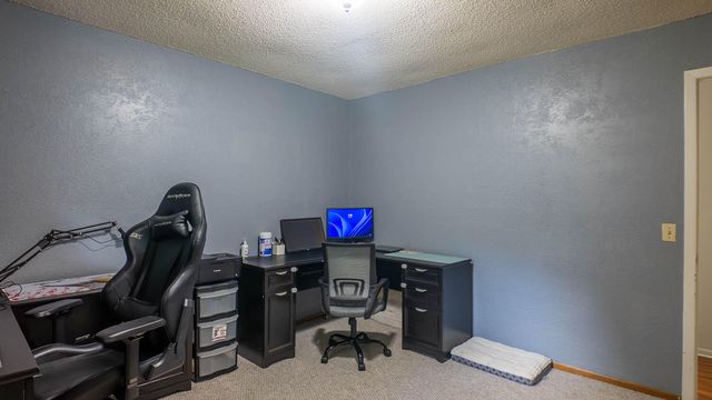 552 County Road 8500, West Plains, MO 65775