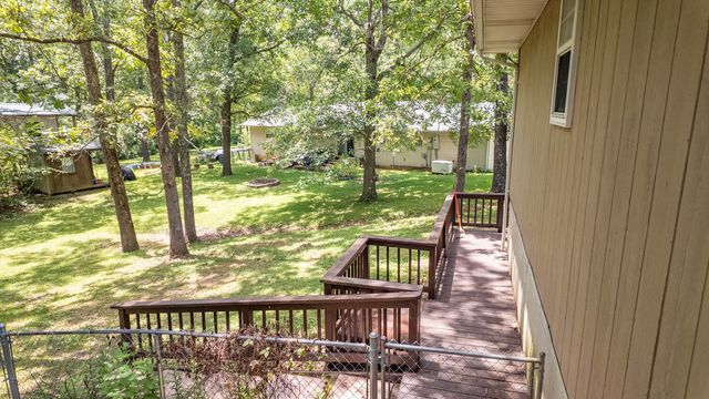 552 County Road 8500, West Plains, MO 65775