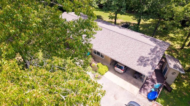 552 County Road 8500, West Plains, MO 65775
