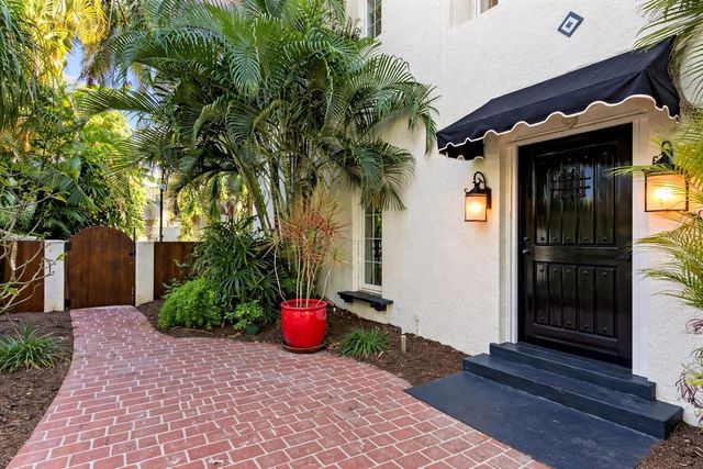 936 17TH AVENUE NE, St Petersburg, FL 33704