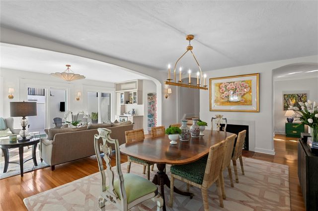 936 17TH AVENUE NE, St Petersburg, FL 33704