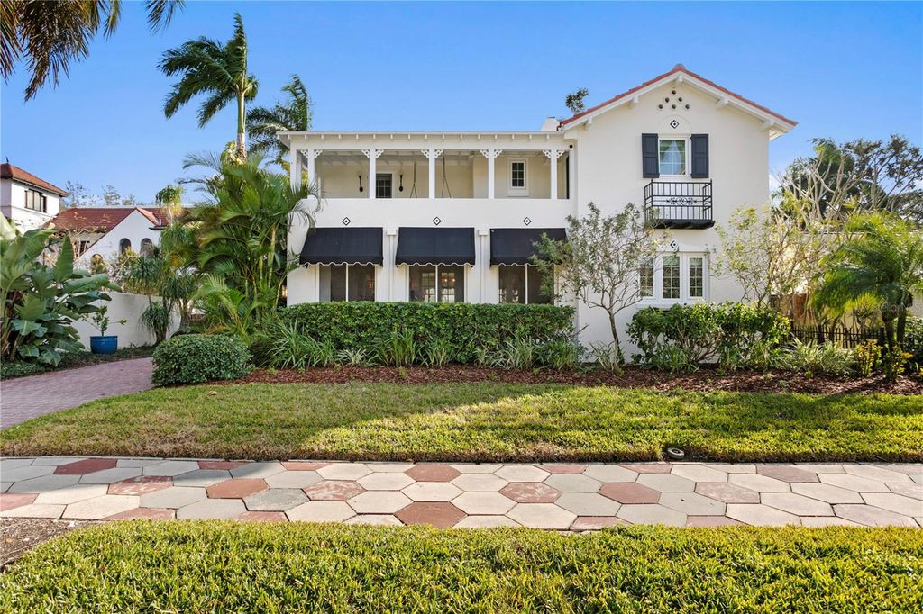 936 17TH AVENUE NE, St Petersburg, FL 33704