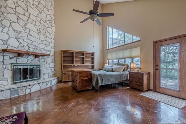 560 Bluff Ridge, New Braunfels, TX 78132