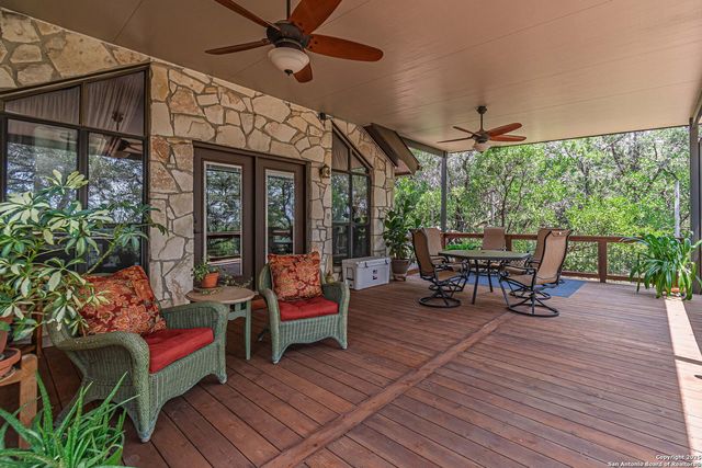 560 Bluff Ridge, New Braunfels, TX 78132