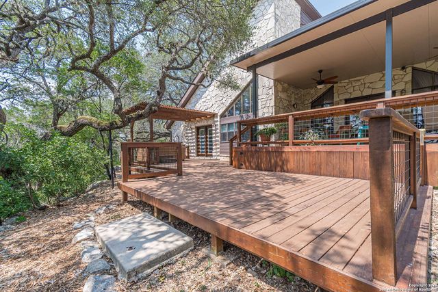 560 Bluff Ridge, New Braunfels, TX 78132
