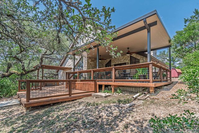 560 Bluff Ridge, New Braunfels, TX 78132