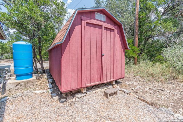 560 Bluff Ridge, New Braunfels, TX 78132