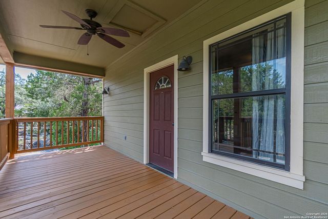 560 Bluff Ridge, New Braunfels, TX 78132