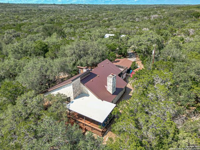560 Bluff Ridge, New Braunfels, TX 78132