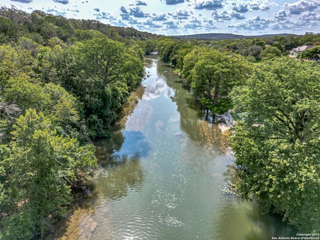 560 Bluff Ridge, New Braunfels, TX 78132