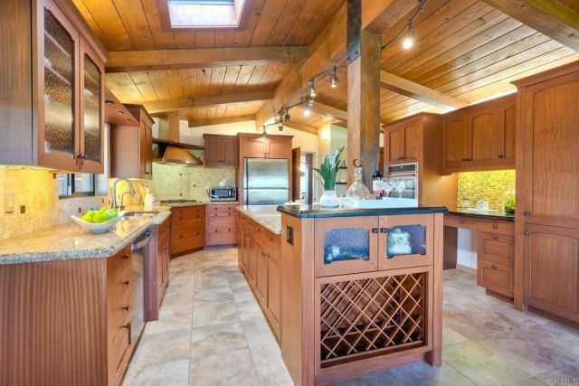 3149 Old Post Rd, Fallbrook, CA 92028