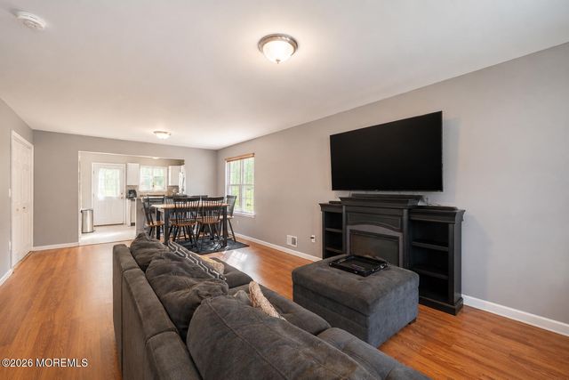 816 Center Street, Union Beach, NJ 07735