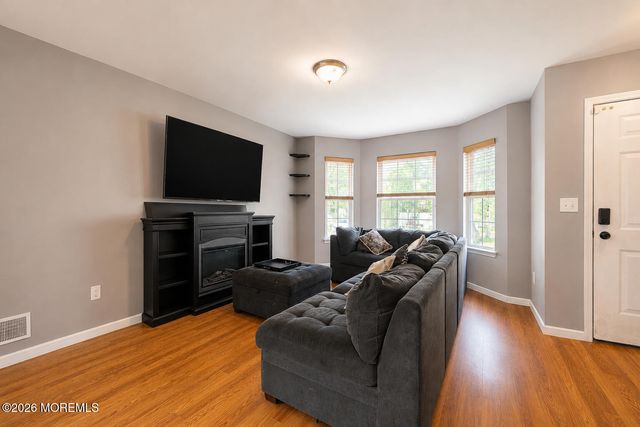 816 Center Street, Union Beach, NJ 07735
