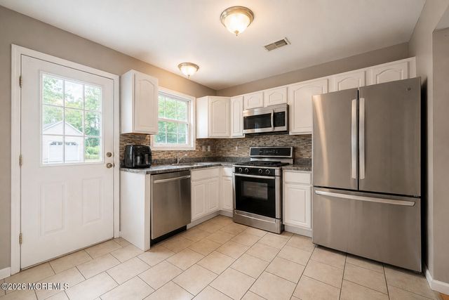 816 Center Street, Union Beach, NJ 07735