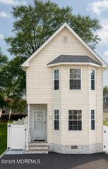 816 Center Street, Union Beach, NJ 07735