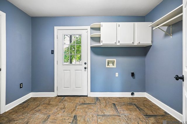 14370 Dallas Dr, Denham Springs, LA 70726