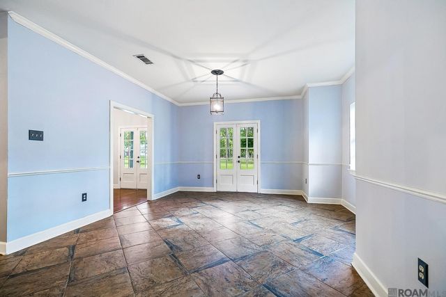 14370 Dallas Dr, Denham Springs, LA 70726