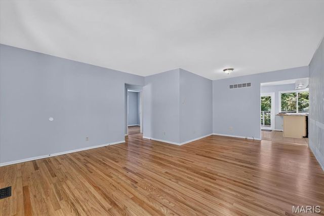 1404 Mautenne Drive, Manchester, MO 63021