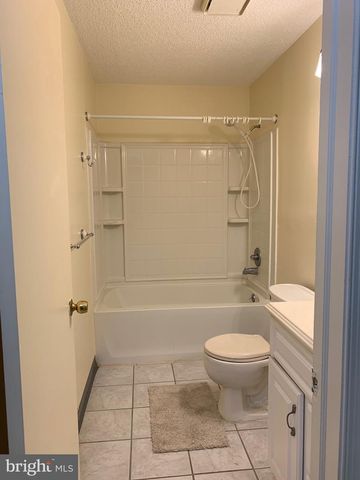 57 JUNIPER WAY, Trenton, NJ 08619