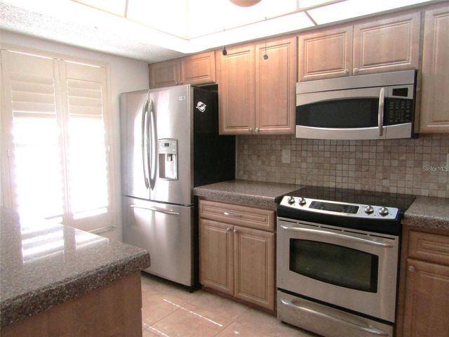 4434 WEYBRIDGE 81, Sarasota, FL 34235