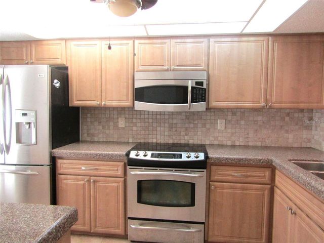 4434 WEYBRIDGE 81, Sarasota, FL 34235