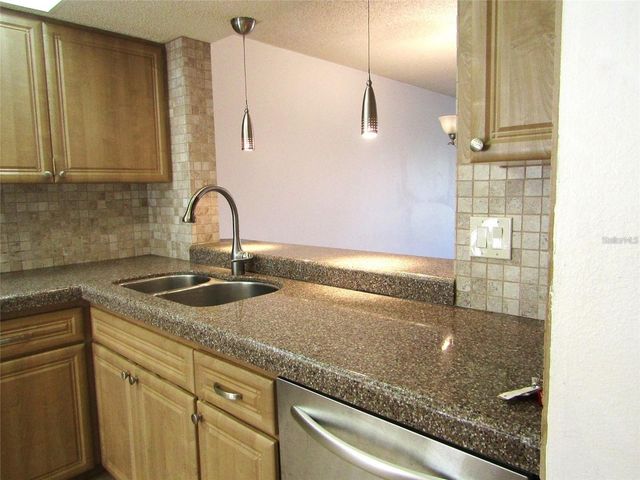 4434 WEYBRIDGE 81, Sarasota, FL 34235