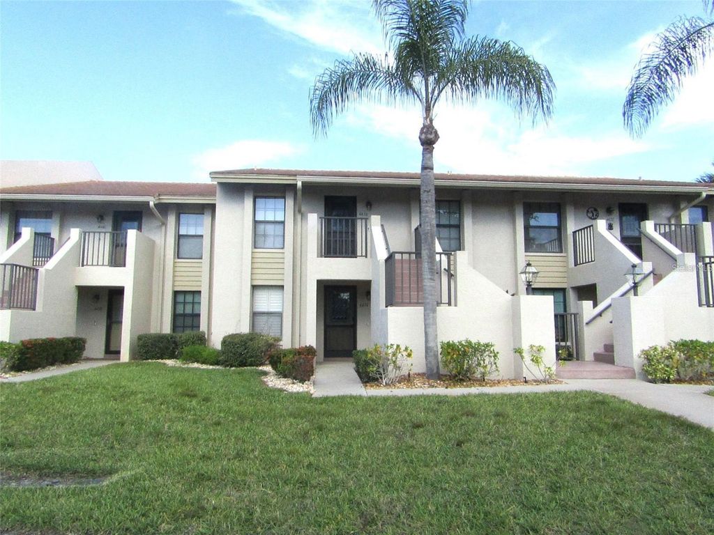 4434 WEYBRIDGE 81, Sarasota, FL 34235