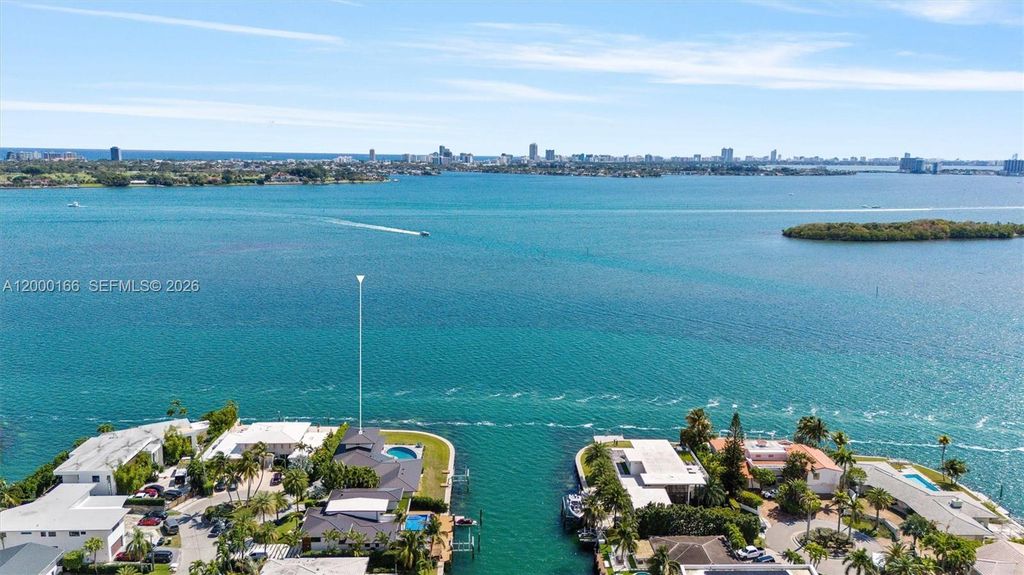 1982 NE 119th Road, North Miami, FL 33181