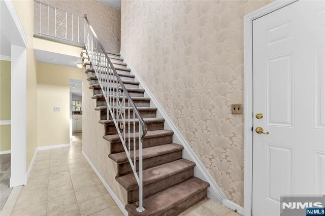 19 Crefeld Court 2, Lincoln Park Borough, NJ 07035