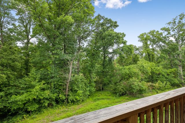 1073 Sweetleaf Dr, Franklin, TN 37064