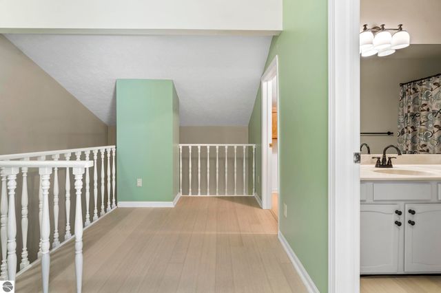 595 Georgetown Place # 12, Traverse City, MI 49684