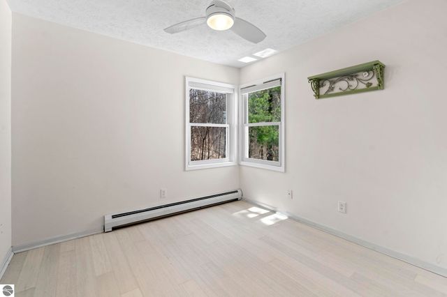 595 Georgetown Place # 12, Traverse City, MI 49684