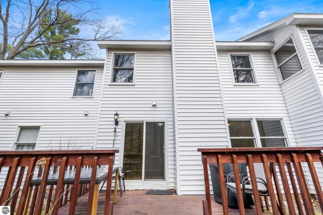 595 Georgetown Place # 12, Traverse City, MI 49684