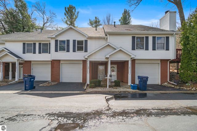 595 Georgetown Place # 12, Traverse City, MI 49684