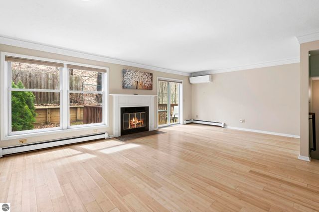 595 Georgetown Place # 12, Traverse City, MI 49684